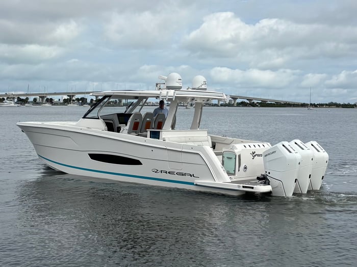Regal 38 SAV Sport Activity Vessel