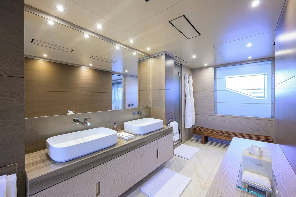 2016 Benetti 132 Classic Supreme "COFINA" photo 17