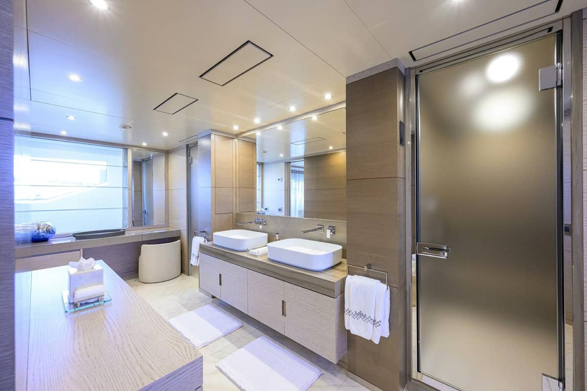 2016 Benetti 132 Classic Supreme "COFINA" photo 16