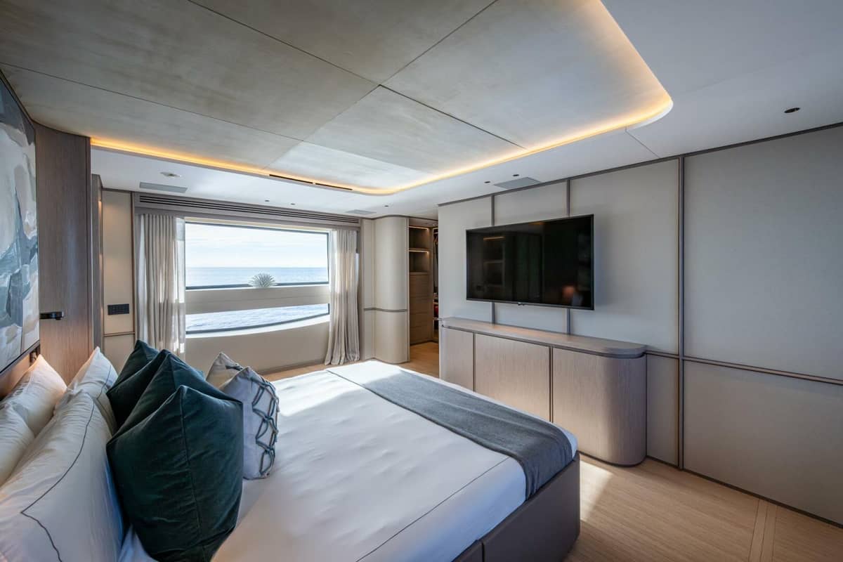 2023 Benetti 34M OASIS "KING'S LAIR" photo 46