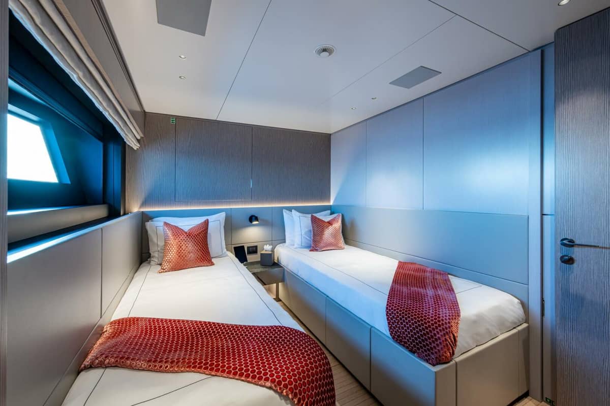 2023 Benetti 34M OASIS "KING'S LAIR" photo 63