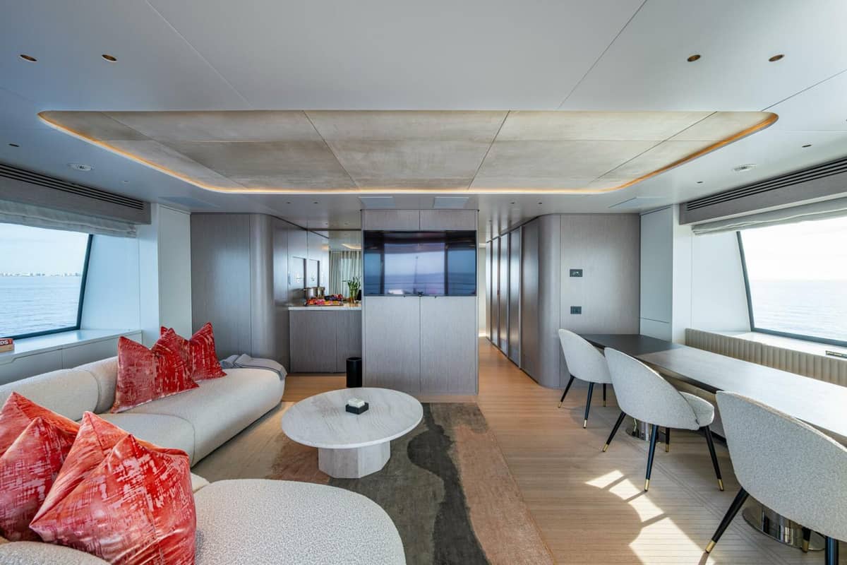 2023 Benetti 34M OASIS "KING'S LAIR" photo 100