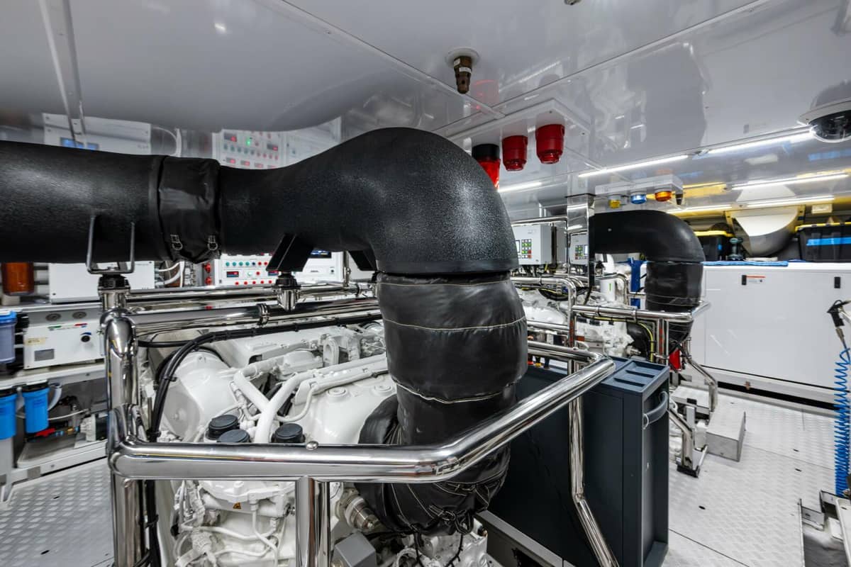 2023 Benetti 34M OASIS "KING'S LAIR" photo 127