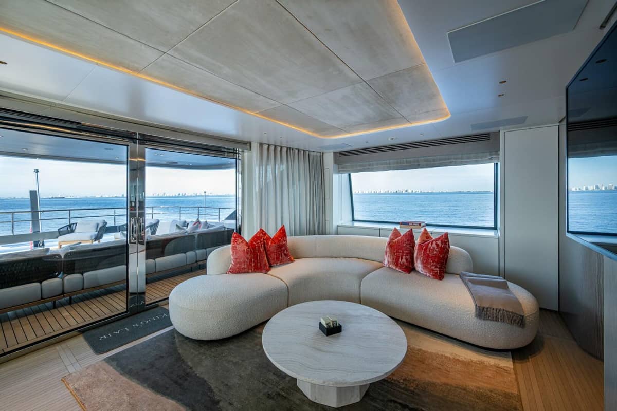 2023 Benetti 34M OASIS "KING'S LAIR" photo 96