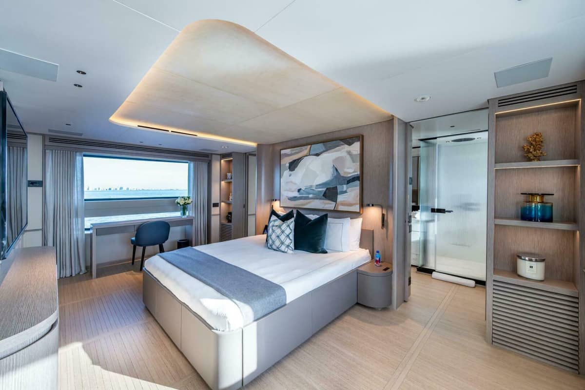 2023 Benetti 34M OASIS "KING'S LAIR" photo 5