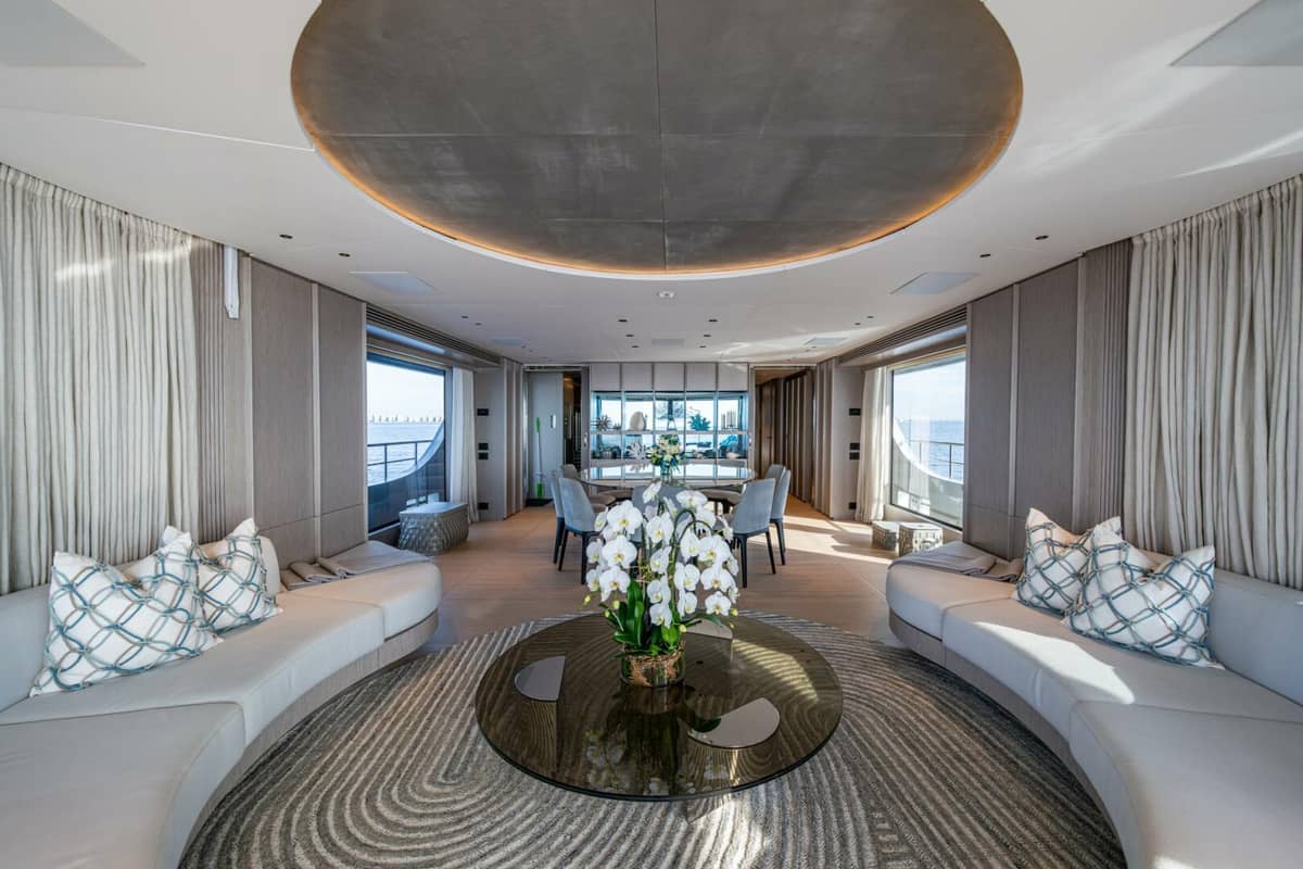 2023 Benetti 34M OASIS "KING'S LAIR" photo 24