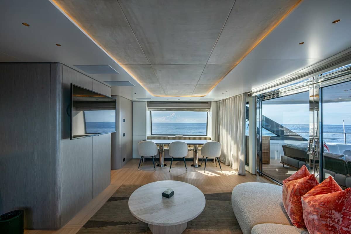2023 Benetti 34M OASIS "KING'S LAIR" photo 97