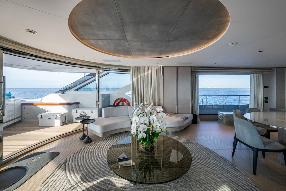 2023 Benetti 34M OASIS "KING'S LAIR" photo 27