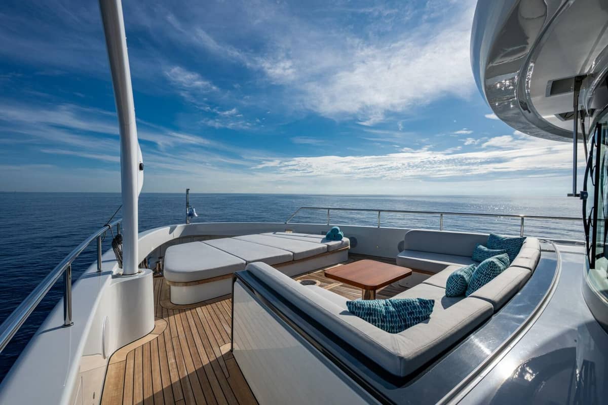 2023 Benetti 34M OASIS "KING'S LAIR" photo 120