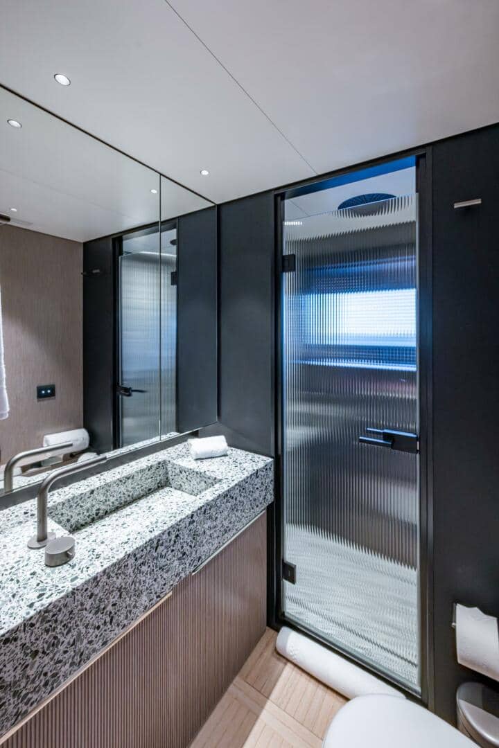 2023 Benetti 34M OASIS "KING'S LAIR" photo 85