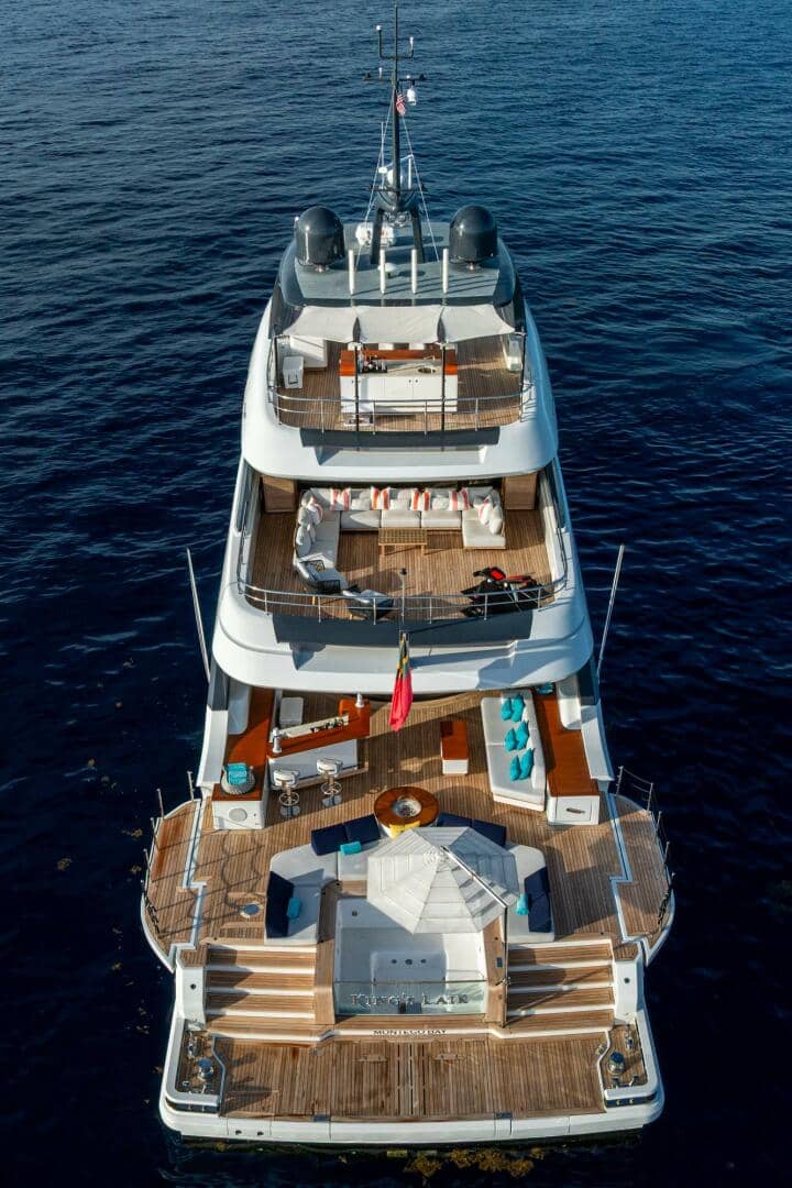 2023 Benetti 34M OASIS "KING'S LAIR" photo 11