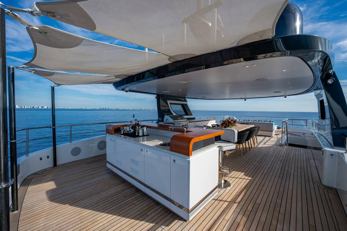 2023 Benetti 34M OASIS "KING'S LAIR" photo 107