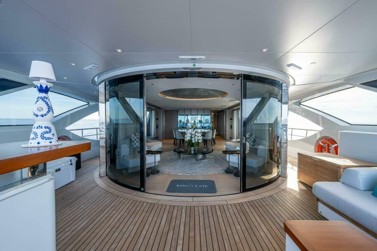 2023 Benetti 34M OASIS "KING'S LAIR" photo 3