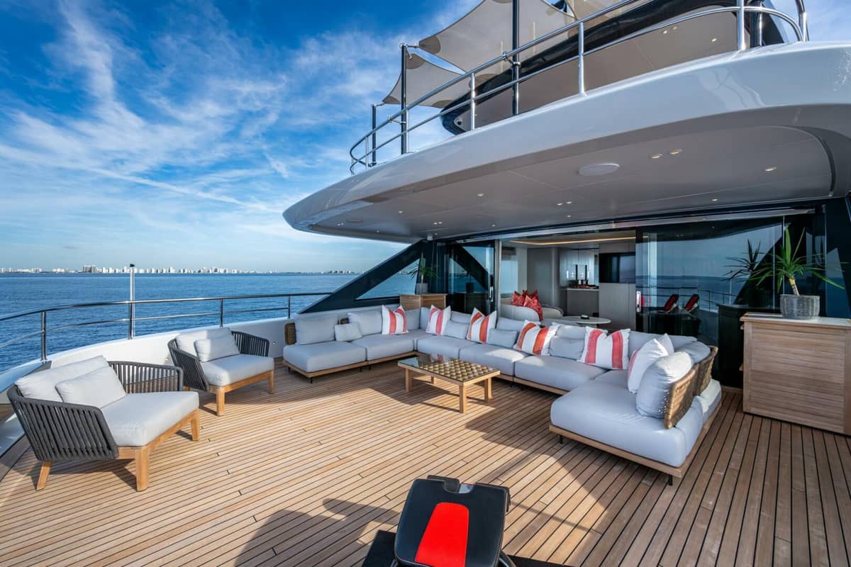 2023 Benetti 34M OASIS "KING'S LAIR" photo 104