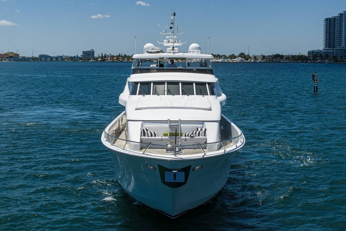 2005 Hatteras 100 Motor Yacht "MAGIC" photo 64