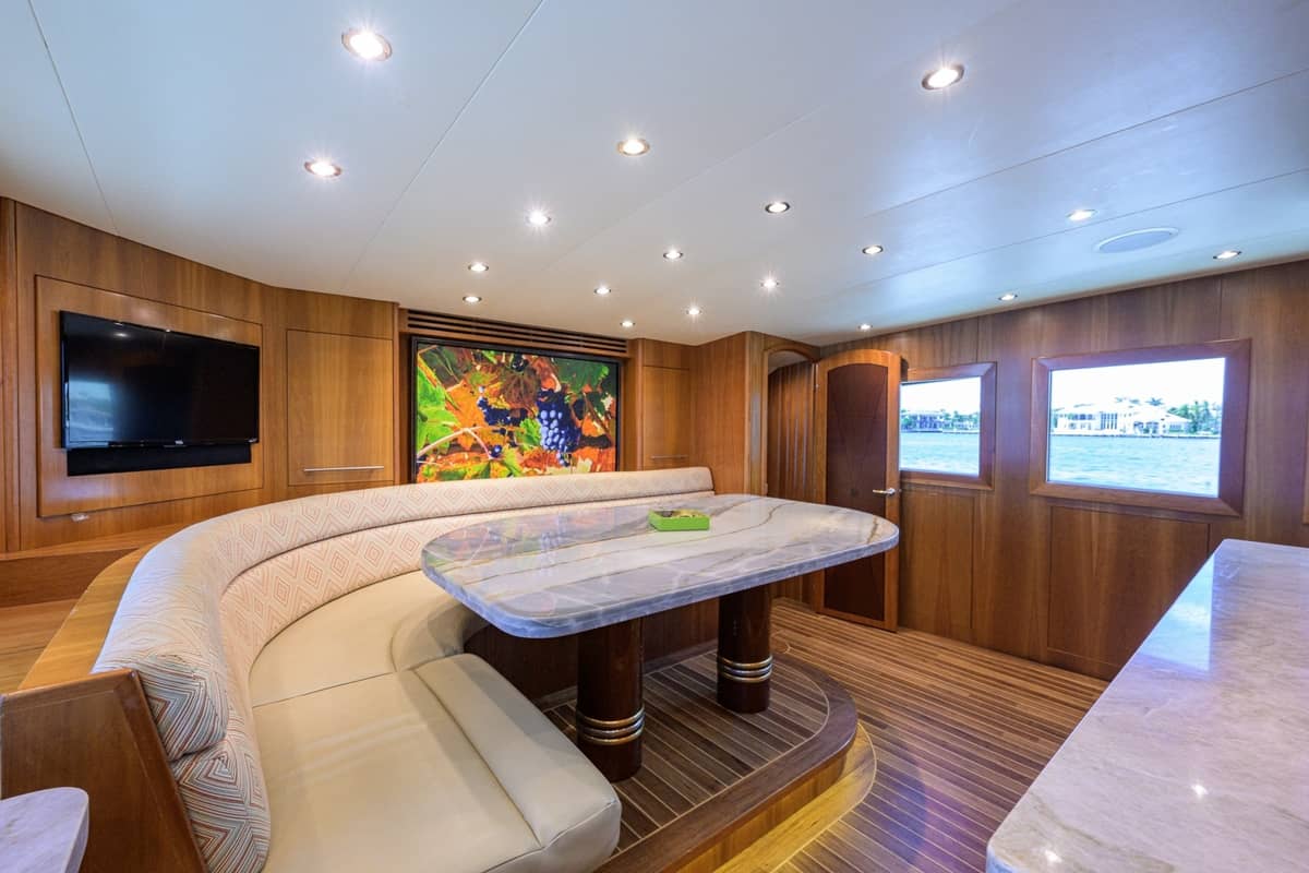 2005 Hatteras 100 Motor Yacht "MAGIC" photo 13