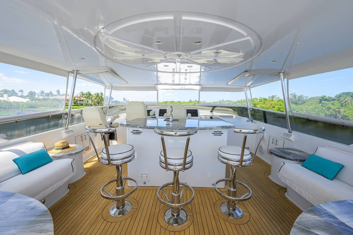2005 Hatteras 100 Motor Yacht "MAGIC" photo 36