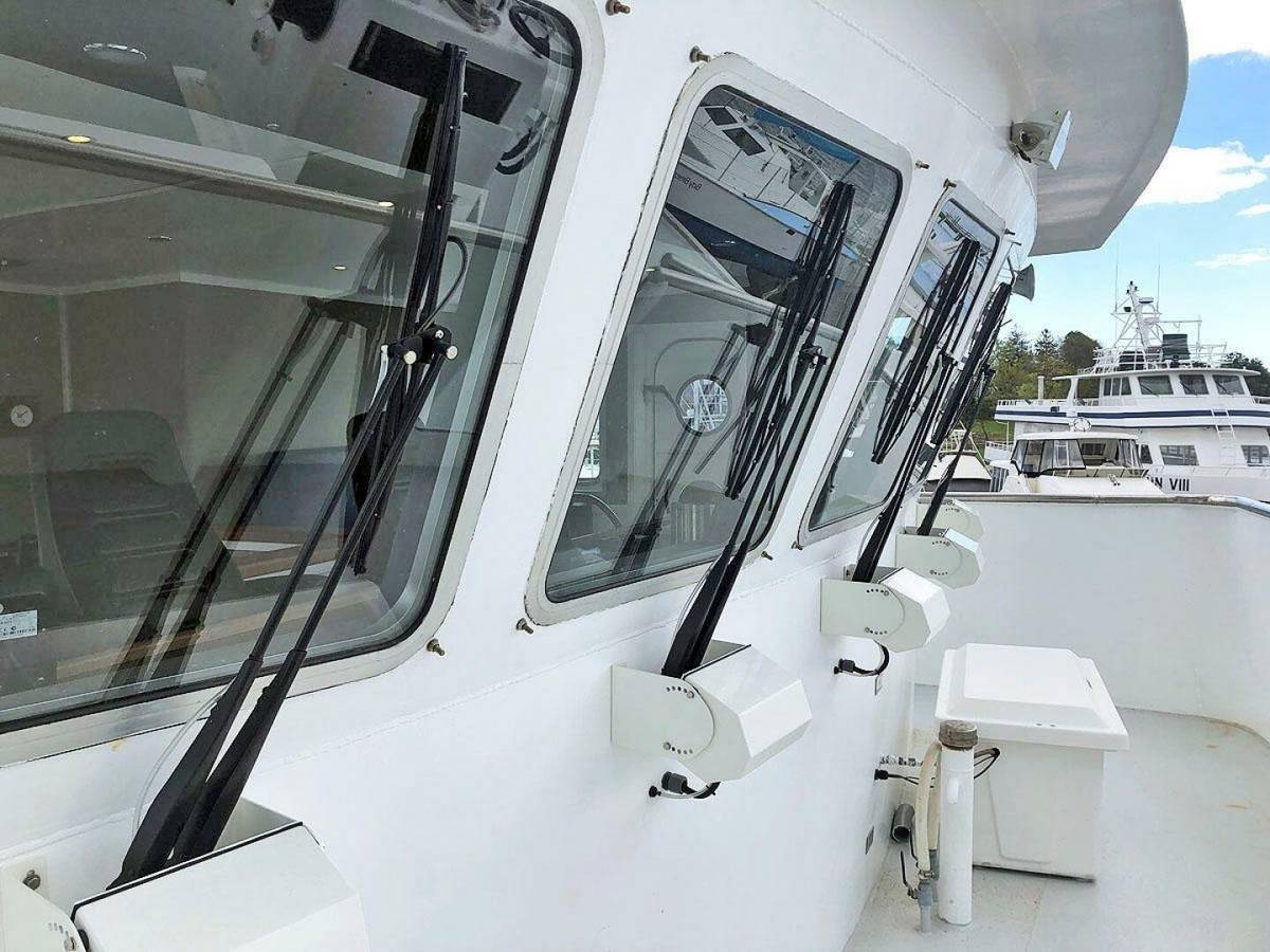 2013 Ocean Voyager 95 Expedition "CARE BEAR" photo 12
