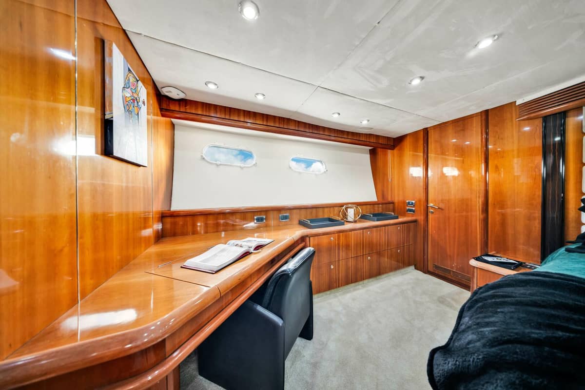 2003 Sunseeker 94 Motor Yacht "SO WHAT WHO CARES" photo 20