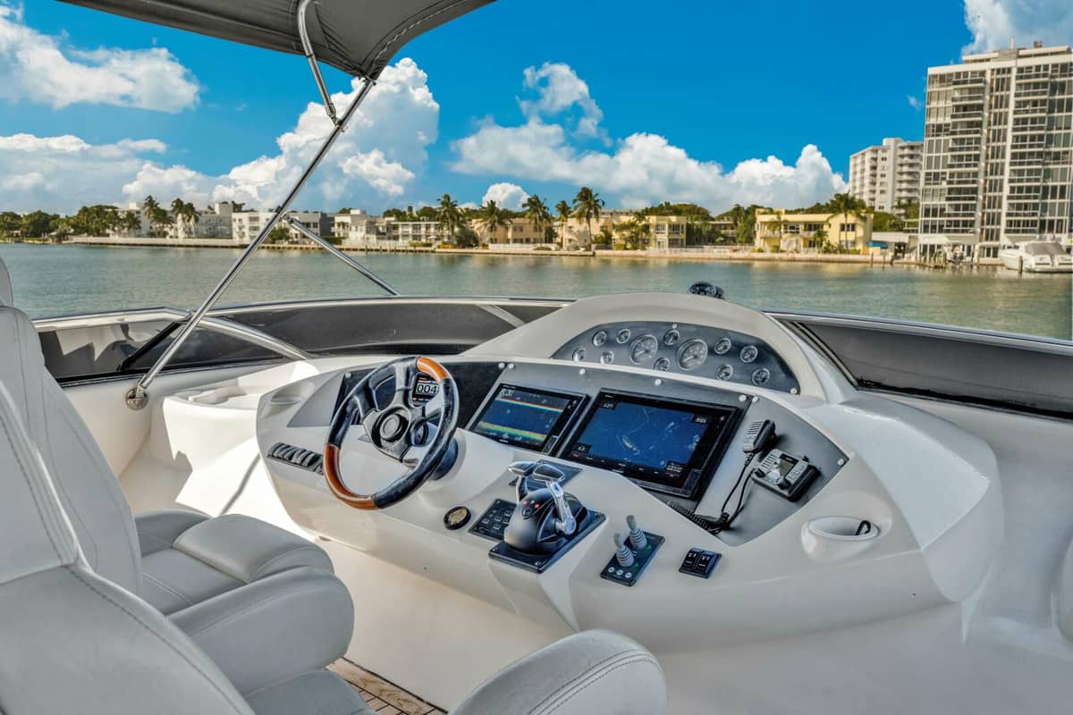 2003 Sunseeker 94 Motor Yacht "SO WHAT WHO CARES" photo 9
