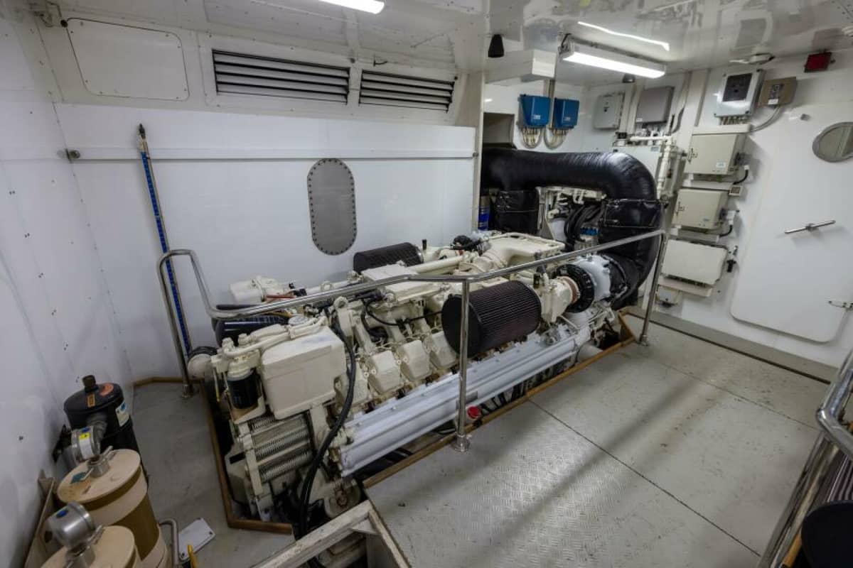 2001 Ferretti Yachts 94 Raised Pilothouse "DREAMCHASER" photo 46