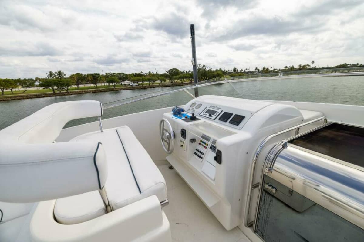 2001 Ferretti Yachts 94 Raised Pilothouse "DREAMCHASER" photo 34