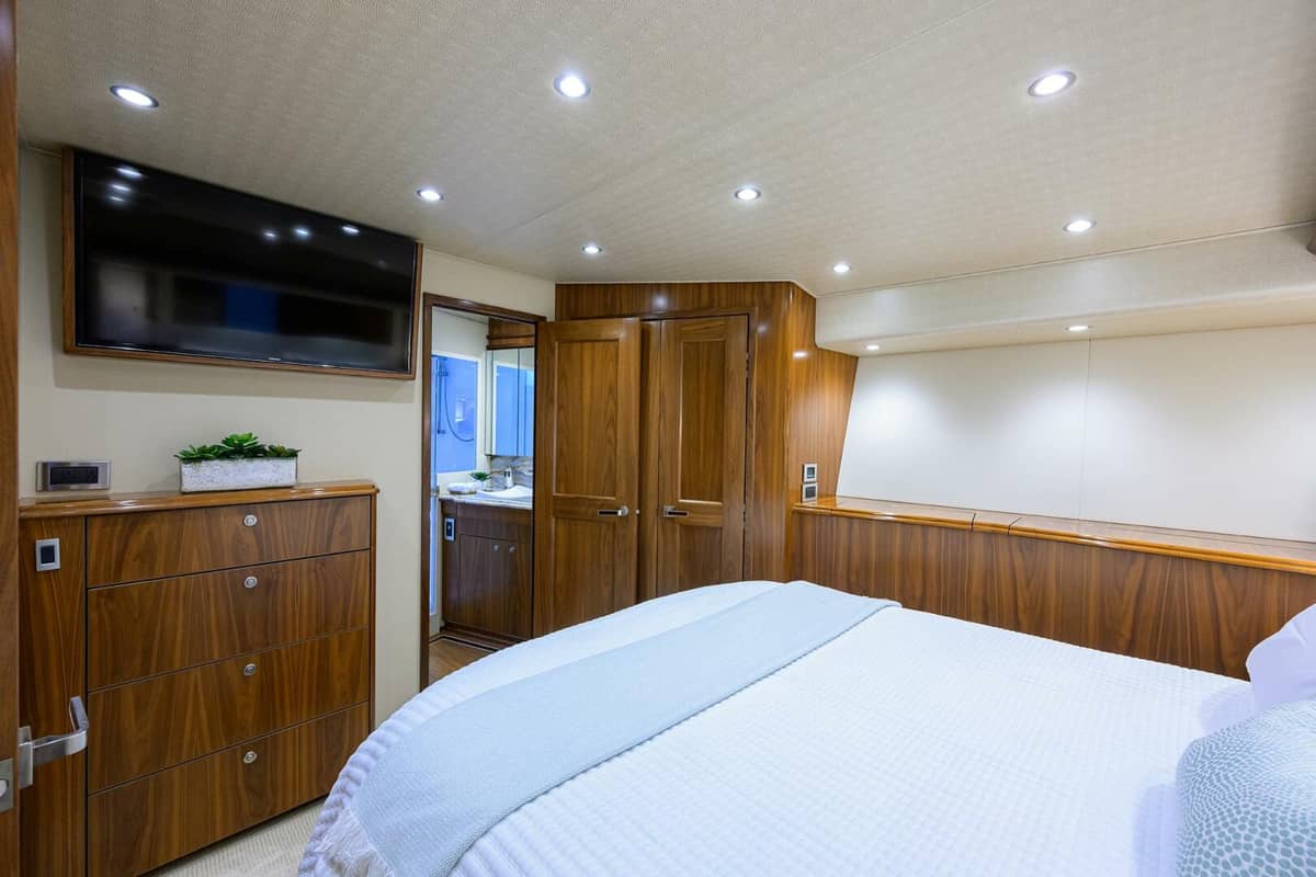 2017 Viking 92 Enclosed Bridge "SPECULATOR" photo 61