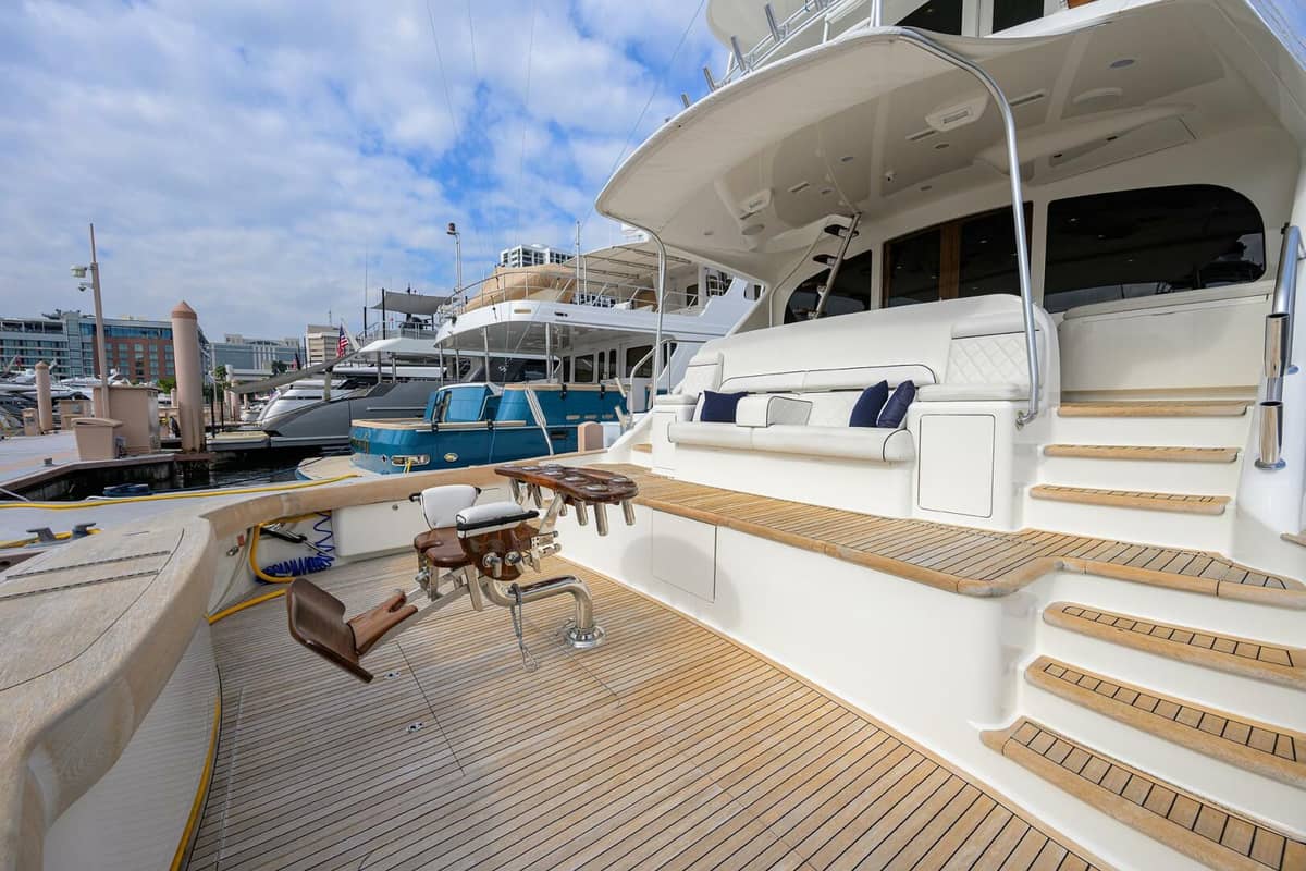 2017 Viking 92 Enclosed Bridge "SPECULATOR" photo 25