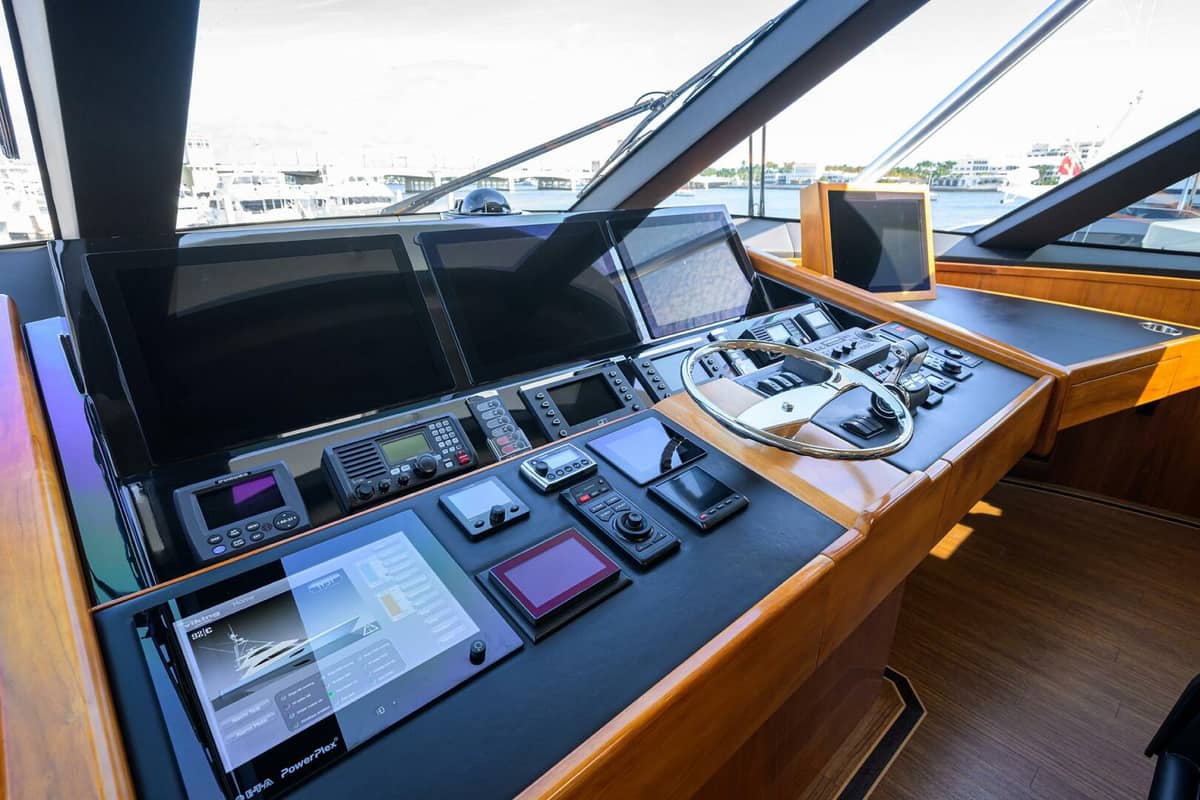 2017 Viking 92 Enclosed Bridge "SPECULATOR" photo 20