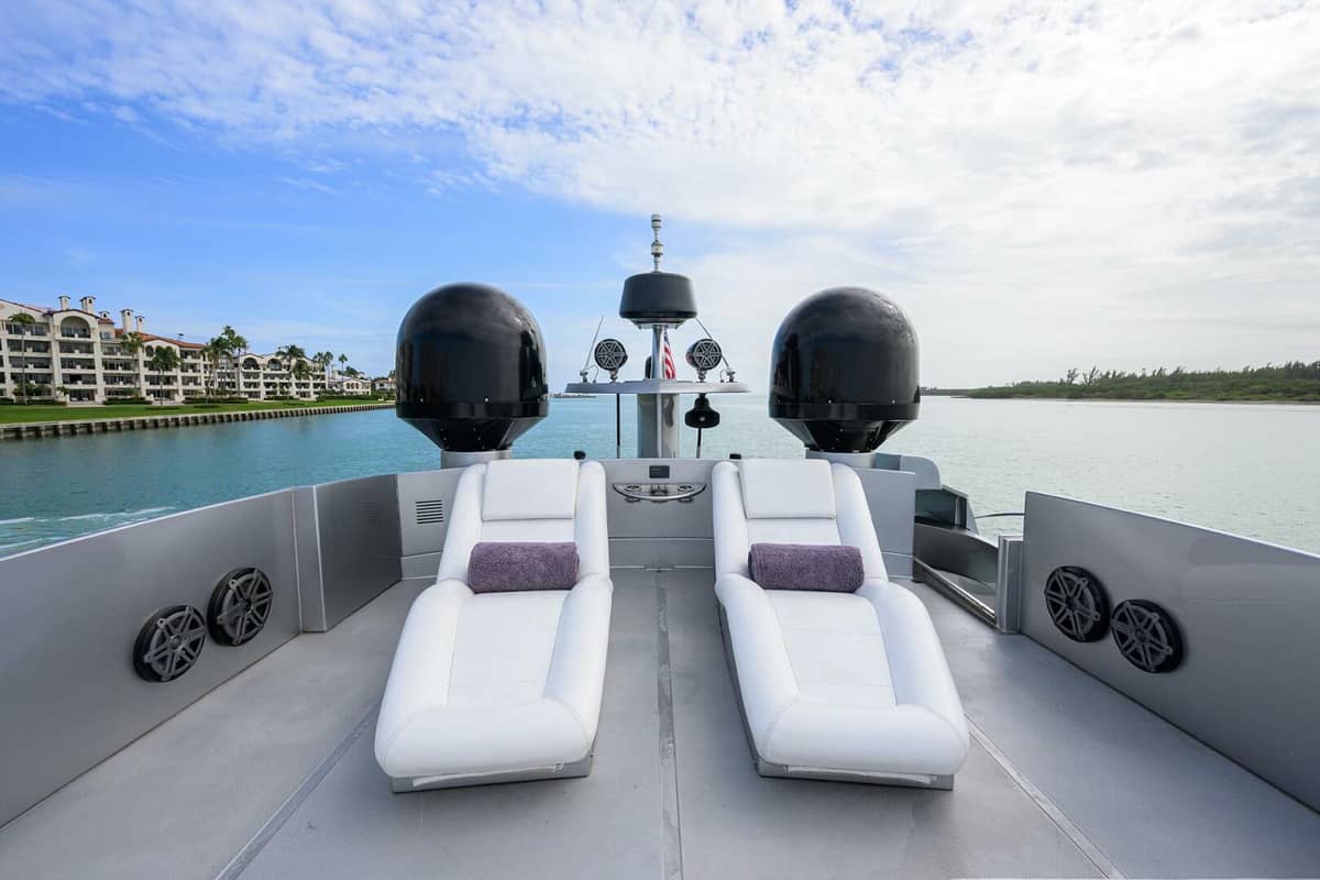 2009 Pershing 90 Express "Miura" photo 46