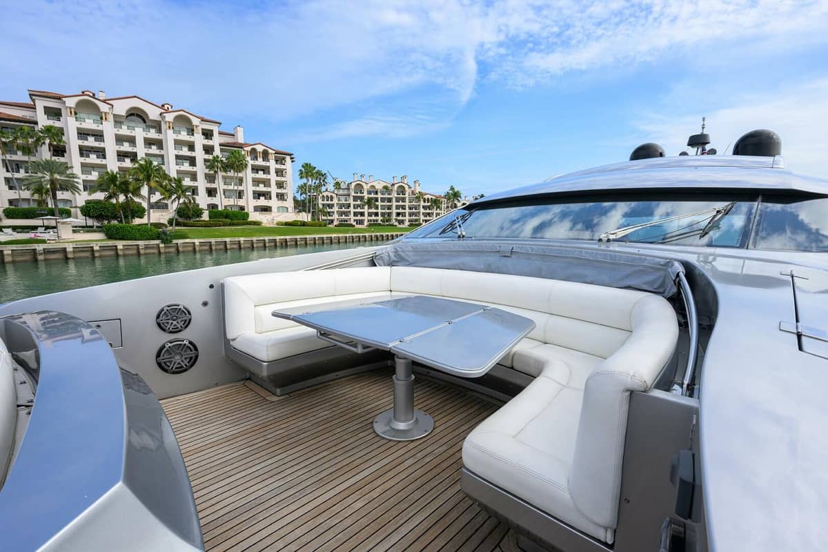2009 Pershing 90 Express "Miura" photo 42