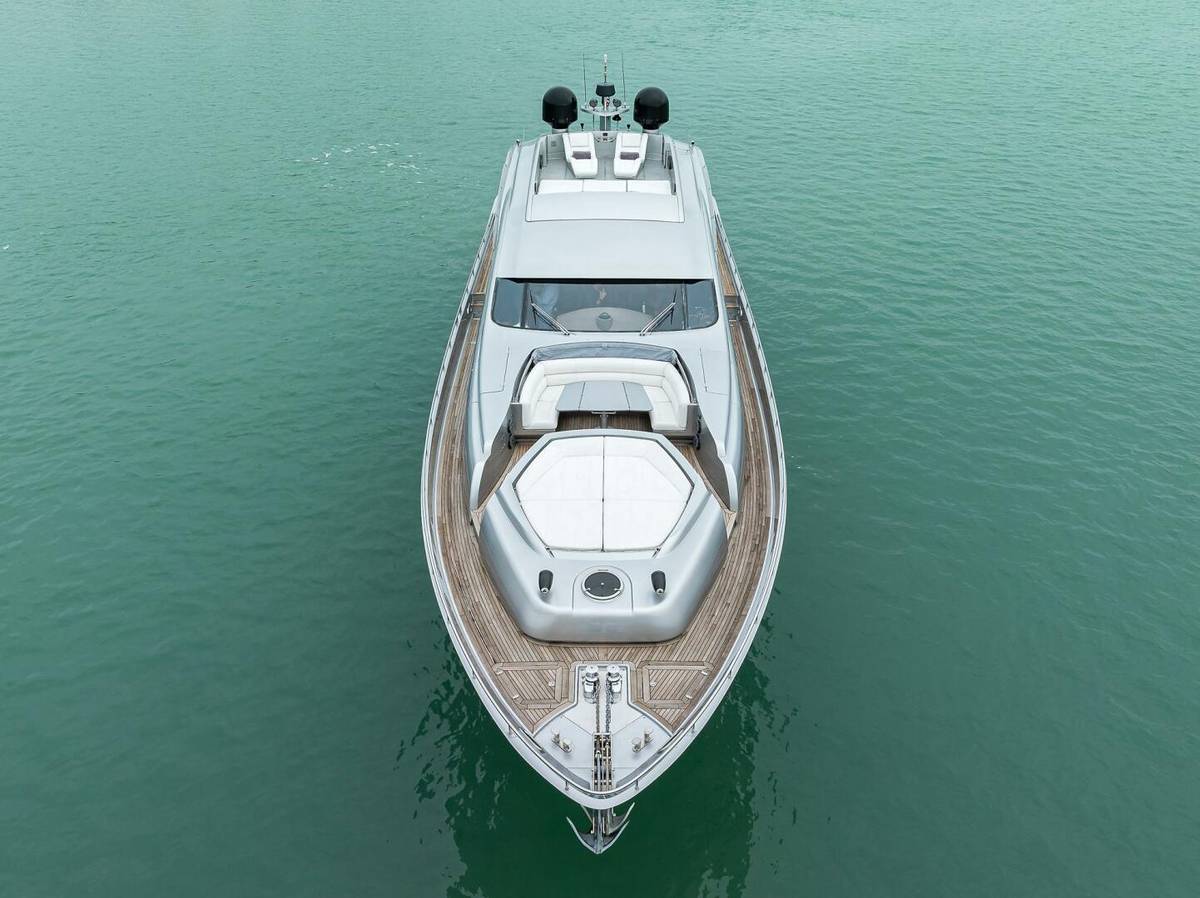 2009 Pershing 90 Express "Miura" photo 5