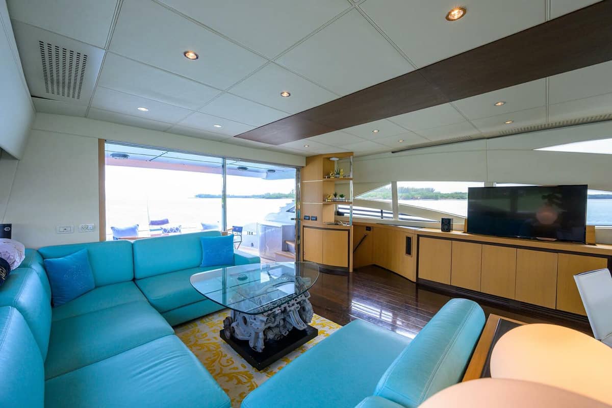 2009 Pershing 90 Express "Miura" photo 11