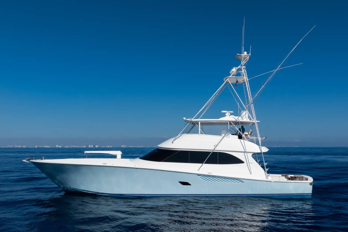 2010 Viking 82 Convertible "Done Deal" photo 49