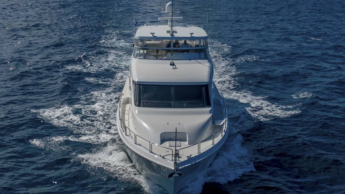 2007 Hatteras 80 "Gallopin" photo 4