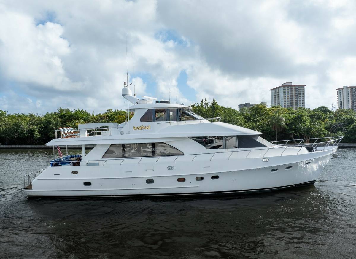 2005 Ocean Alexander 80 motoryacht "JusMad" photo