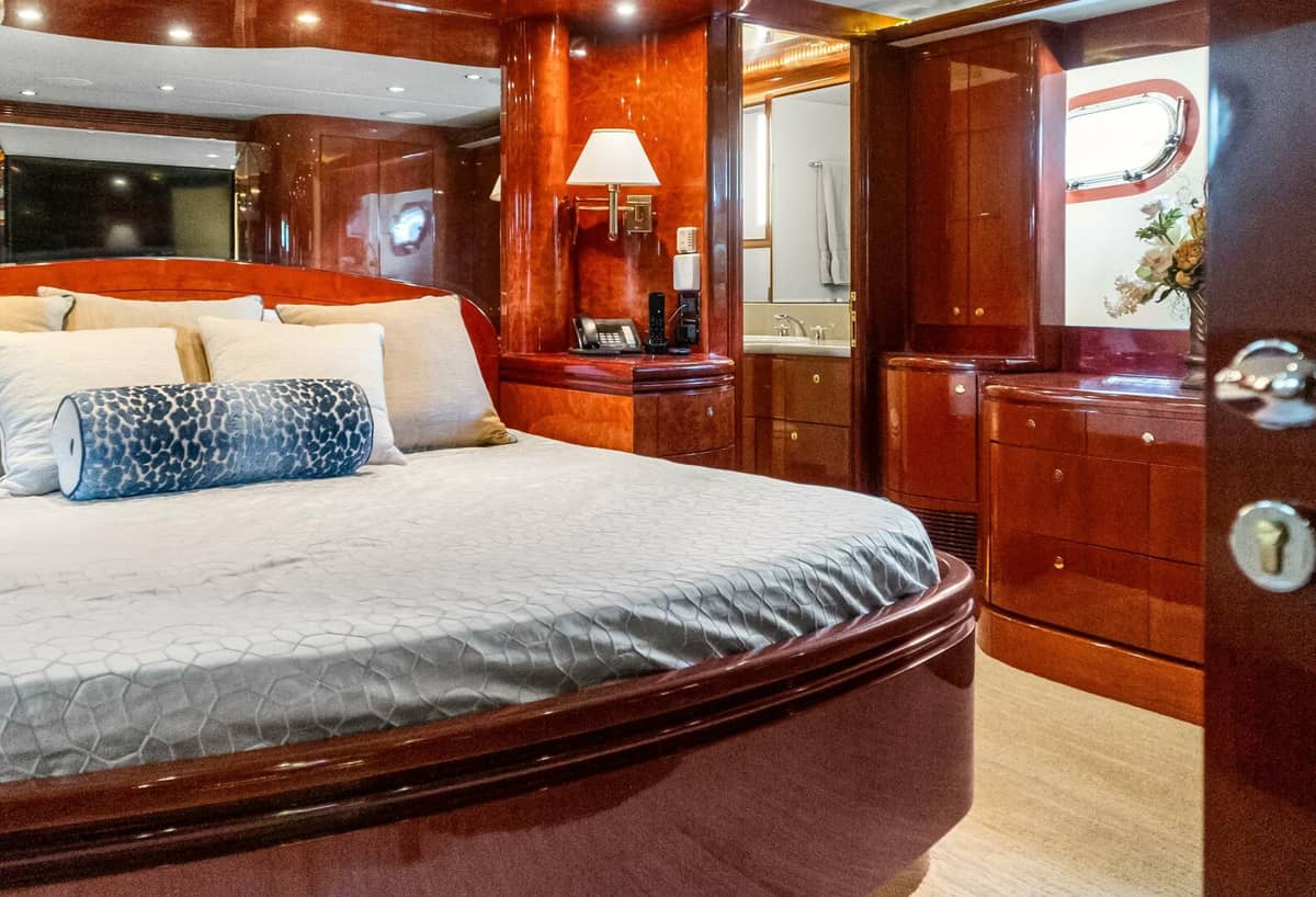 2005 Ocean Alexander 80 motoryacht "JusMad" photo 33