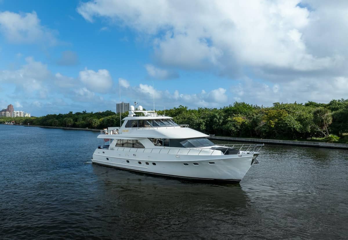 2005 Ocean Alexander 80 motoryacht "JusMad" photo 76