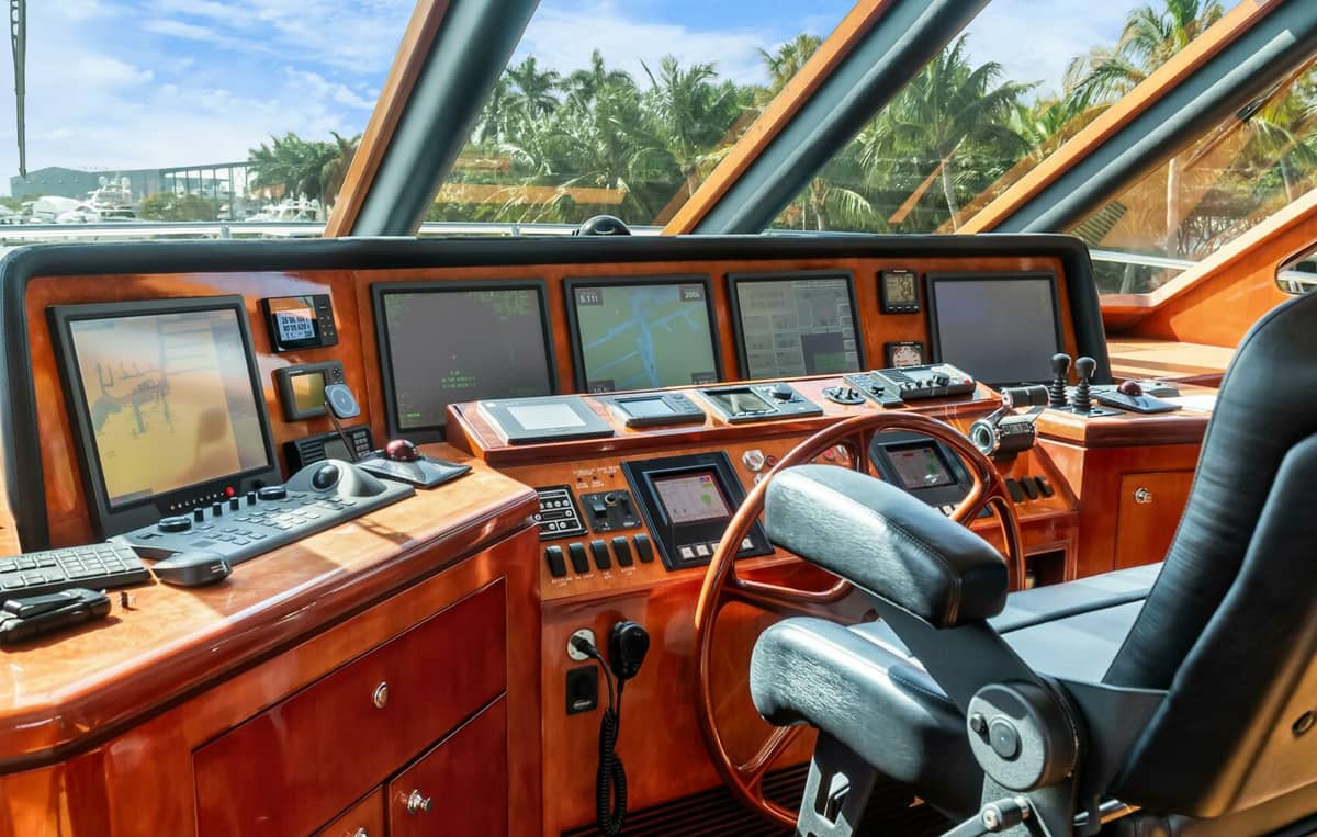 2005 Ocean Alexander 80 motoryacht "JusMad" photo 122