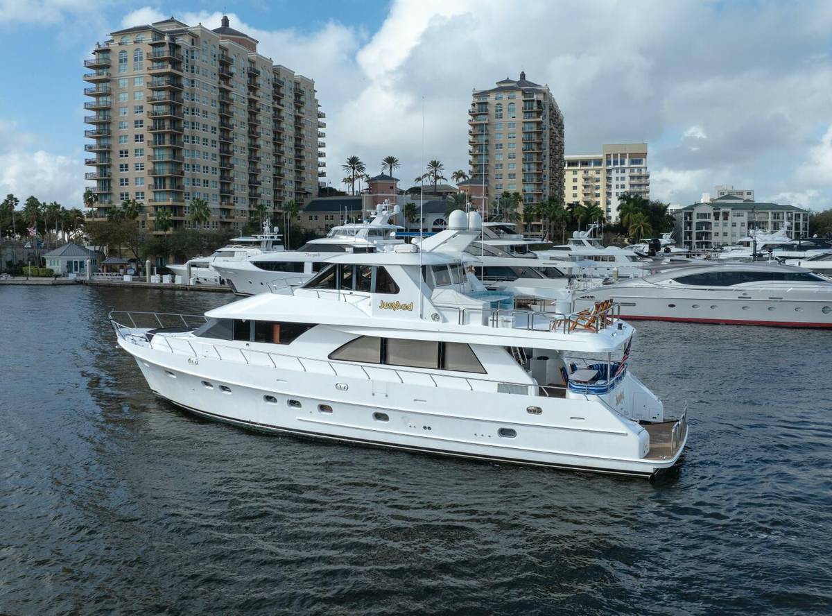 2005 Ocean Alexander 80 motoryacht "JusMad" photo 57