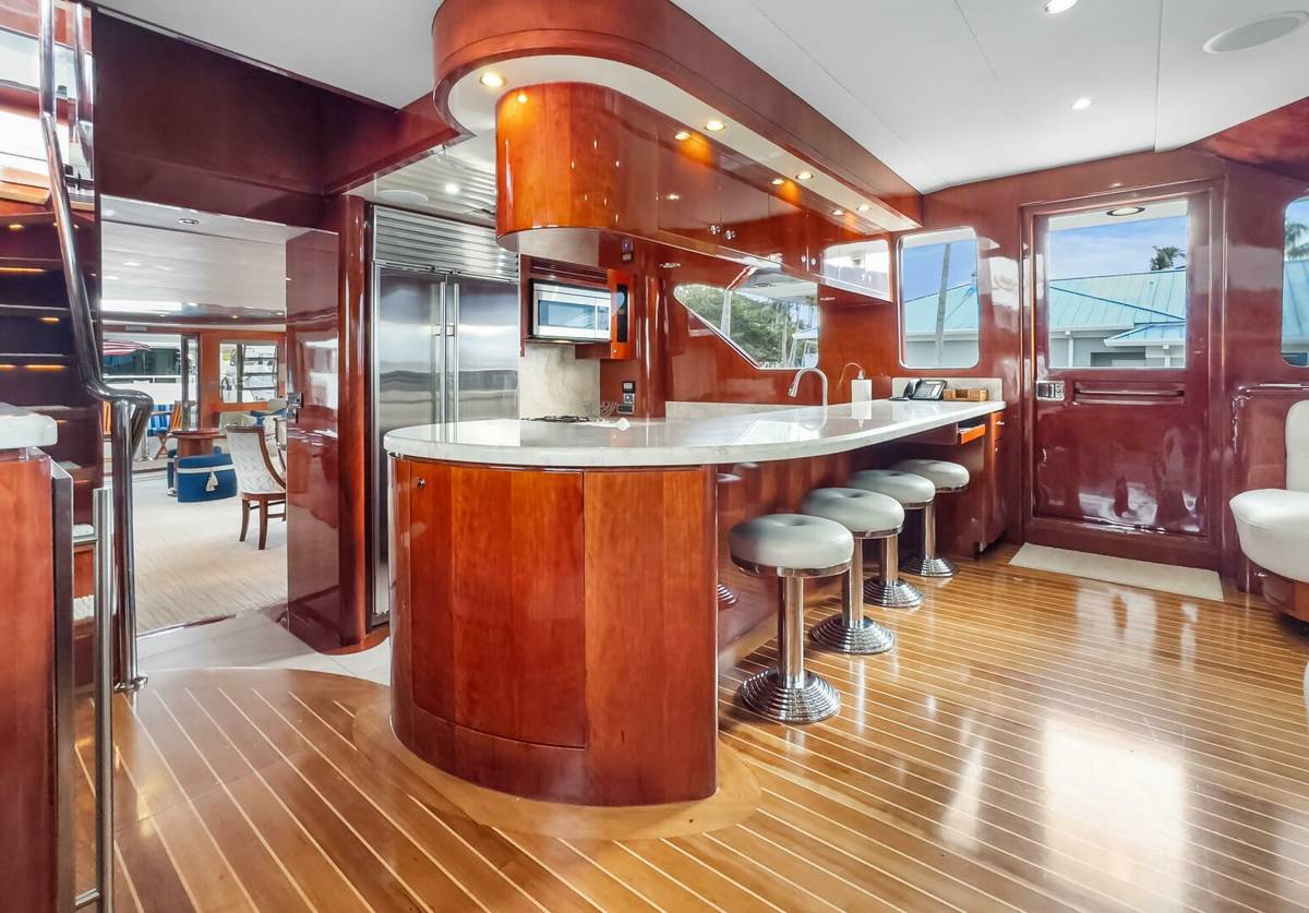 2005 Ocean Alexander 80 motoryacht "JusMad" photo 118