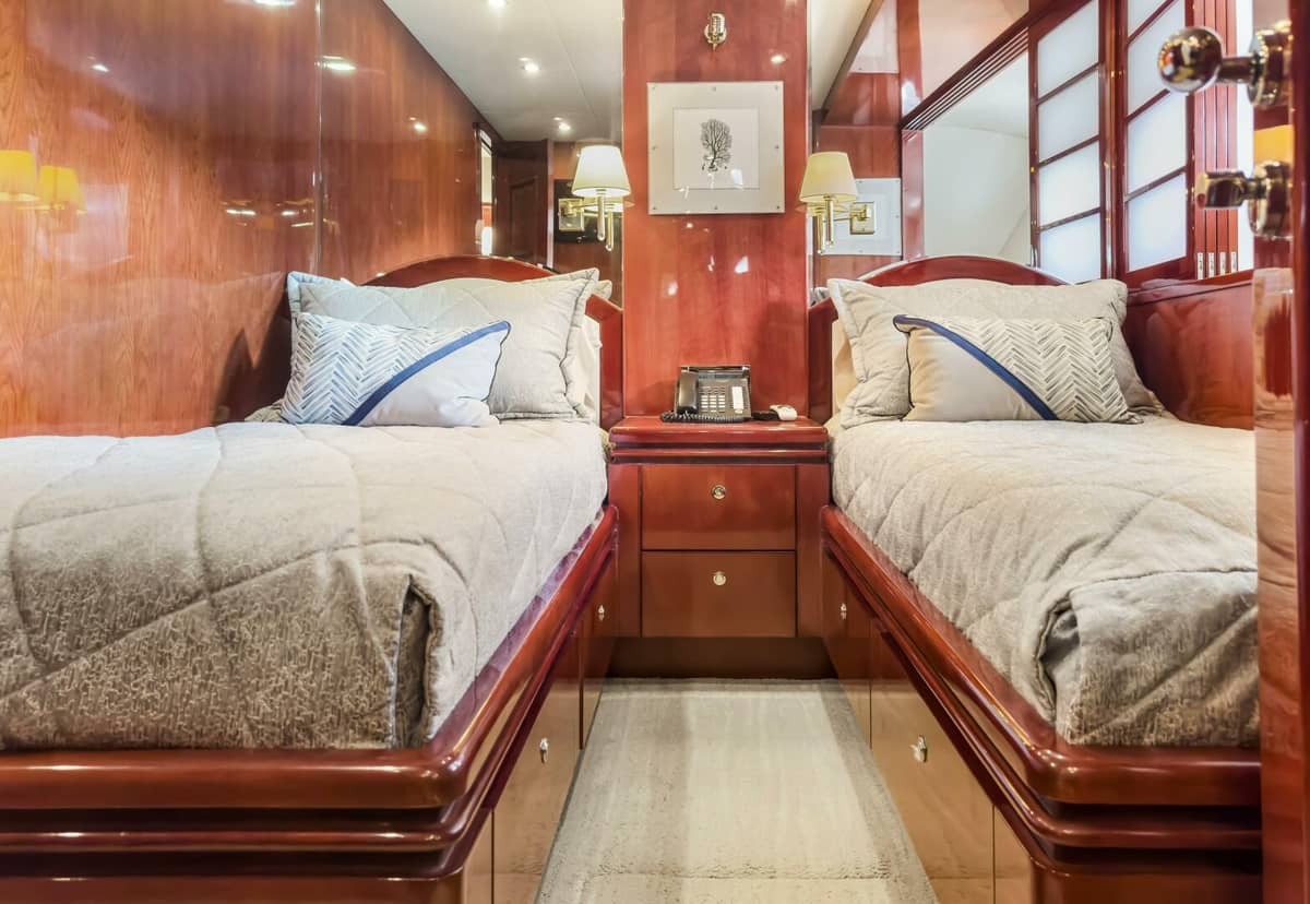 2005 Ocean Alexander 80 motoryacht "JusMad" photo 50