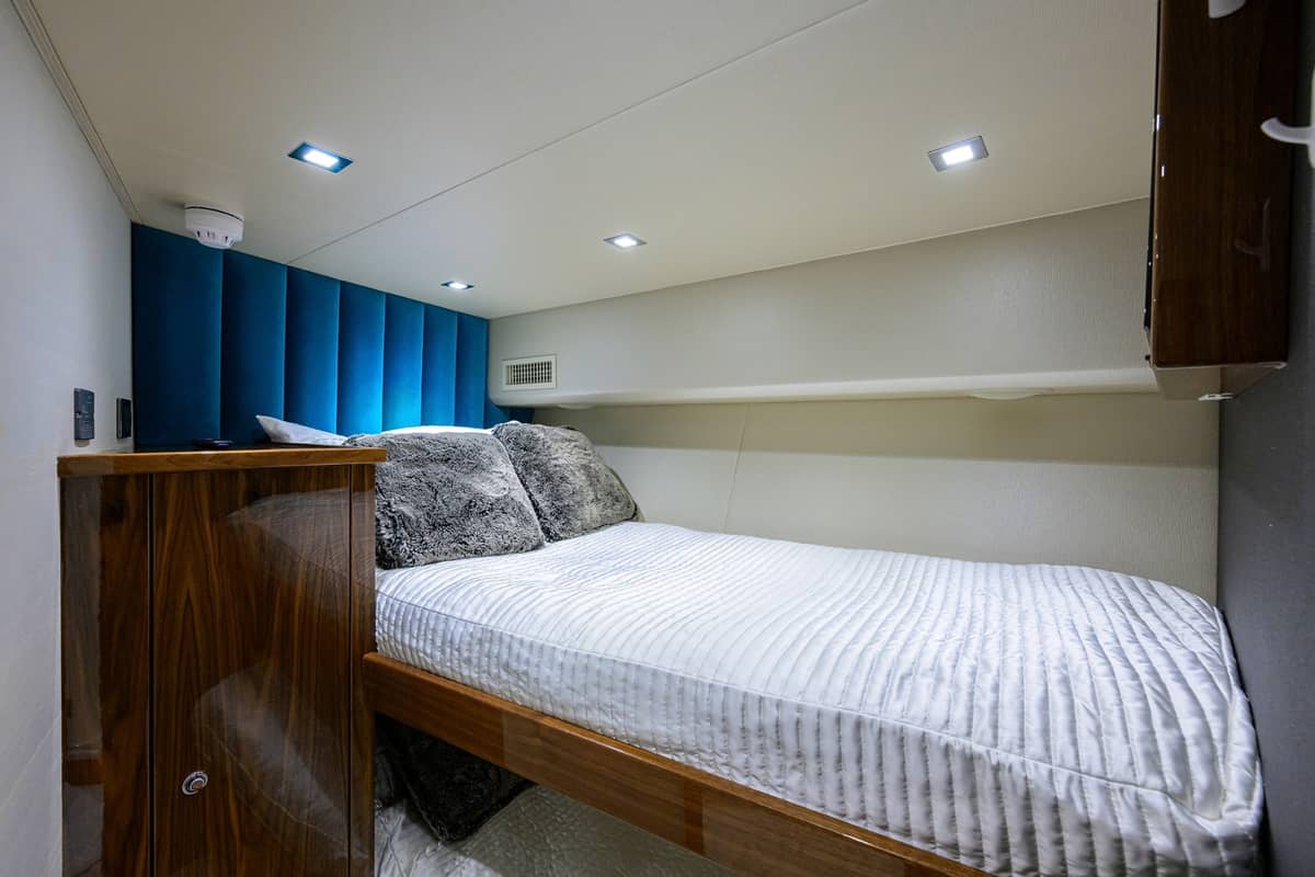 2023 Viking 80 Skybridge "MERCEDES" photo 22