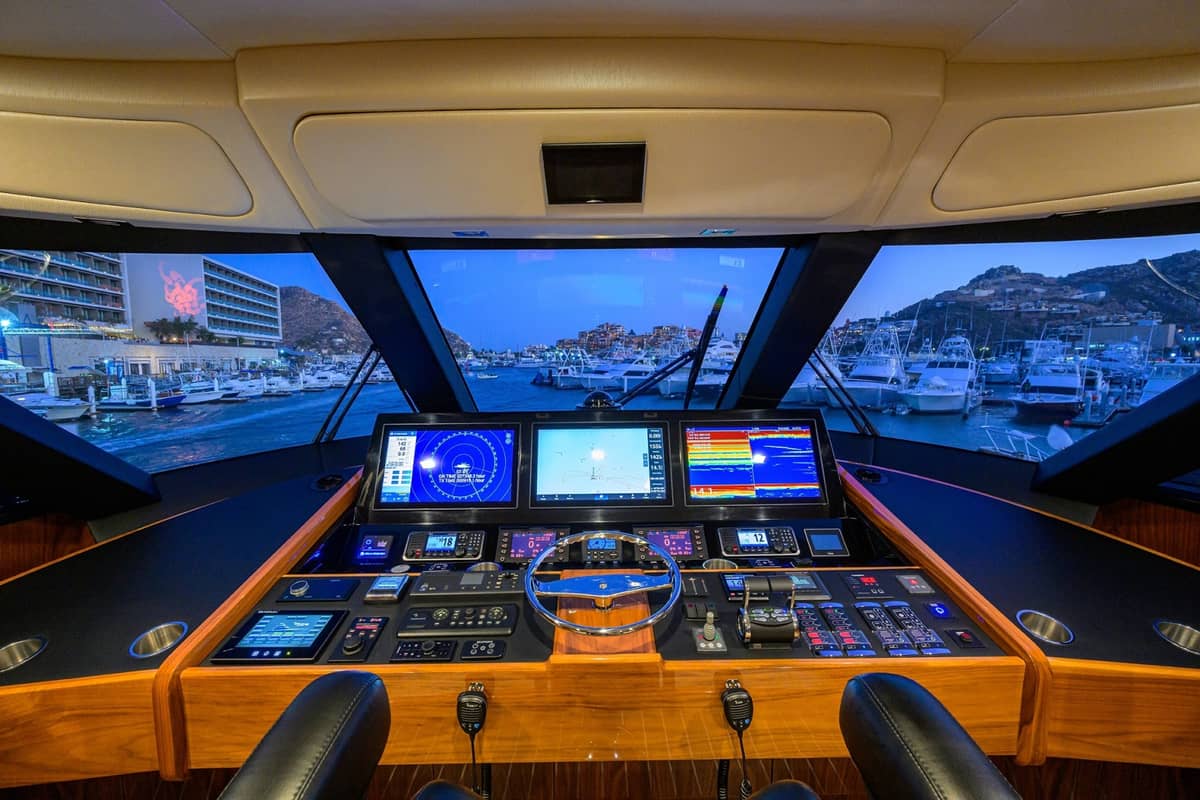 2023 Viking 80 Skybridge "MERCEDES" photo 33