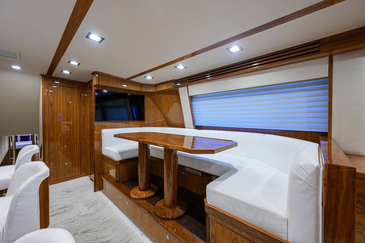 2023 Viking 80 Skybridge "MERCEDES" photo 5