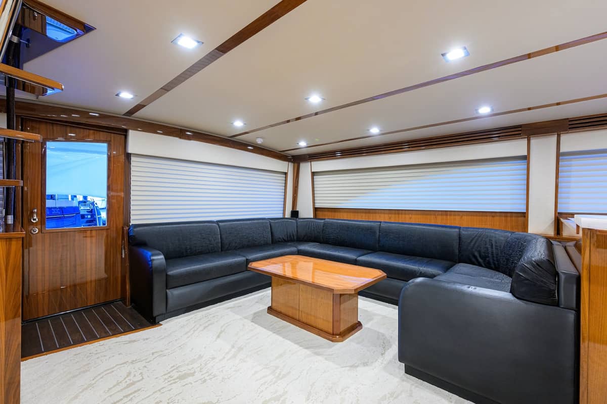 2023 Viking 80 Skybridge "MERCEDES" photo 3