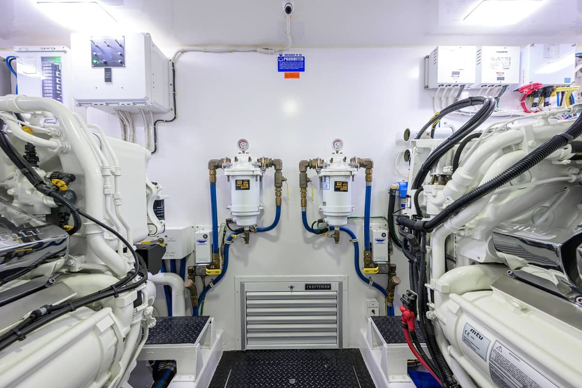 2023 Viking 80 Skybridge "MERCEDES" photo 47