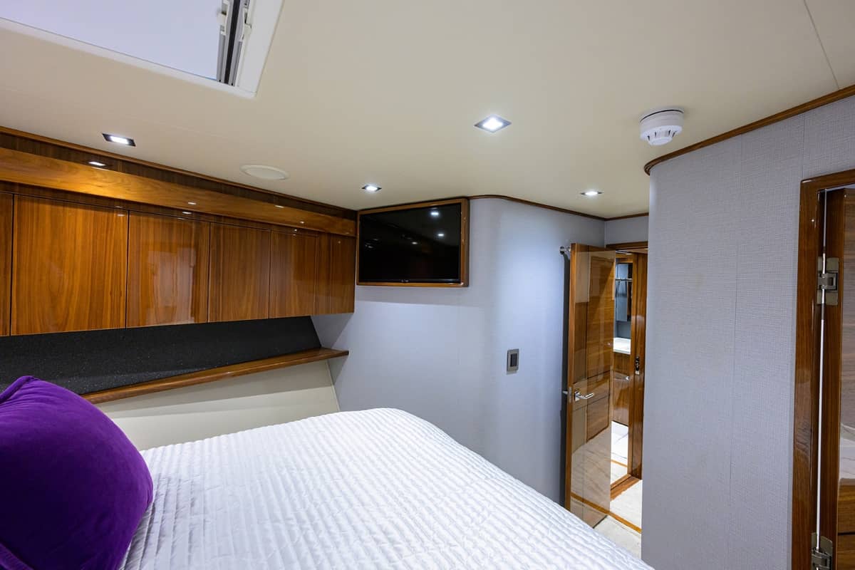 2023 Viking 80 Skybridge "MERCEDES" photo 19