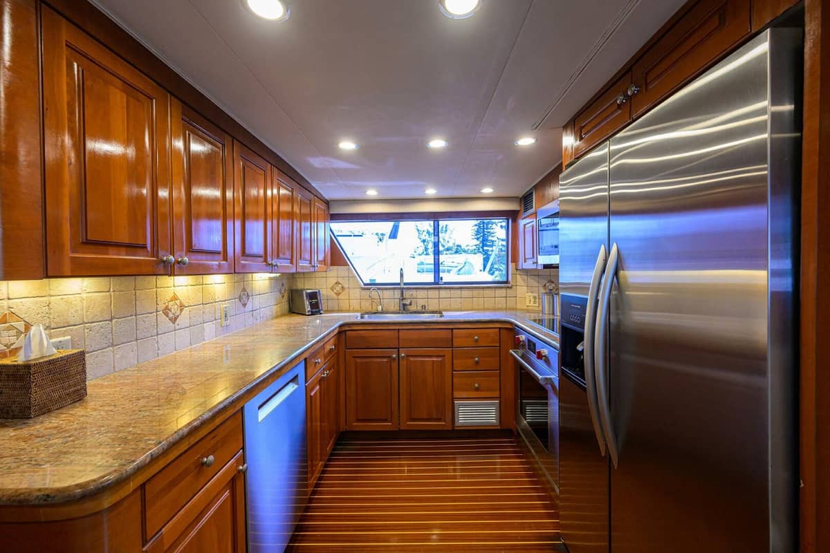 1991 Hatteras 78 Cockpit Motor Yacht "FOREVER YOUNG" photo 38