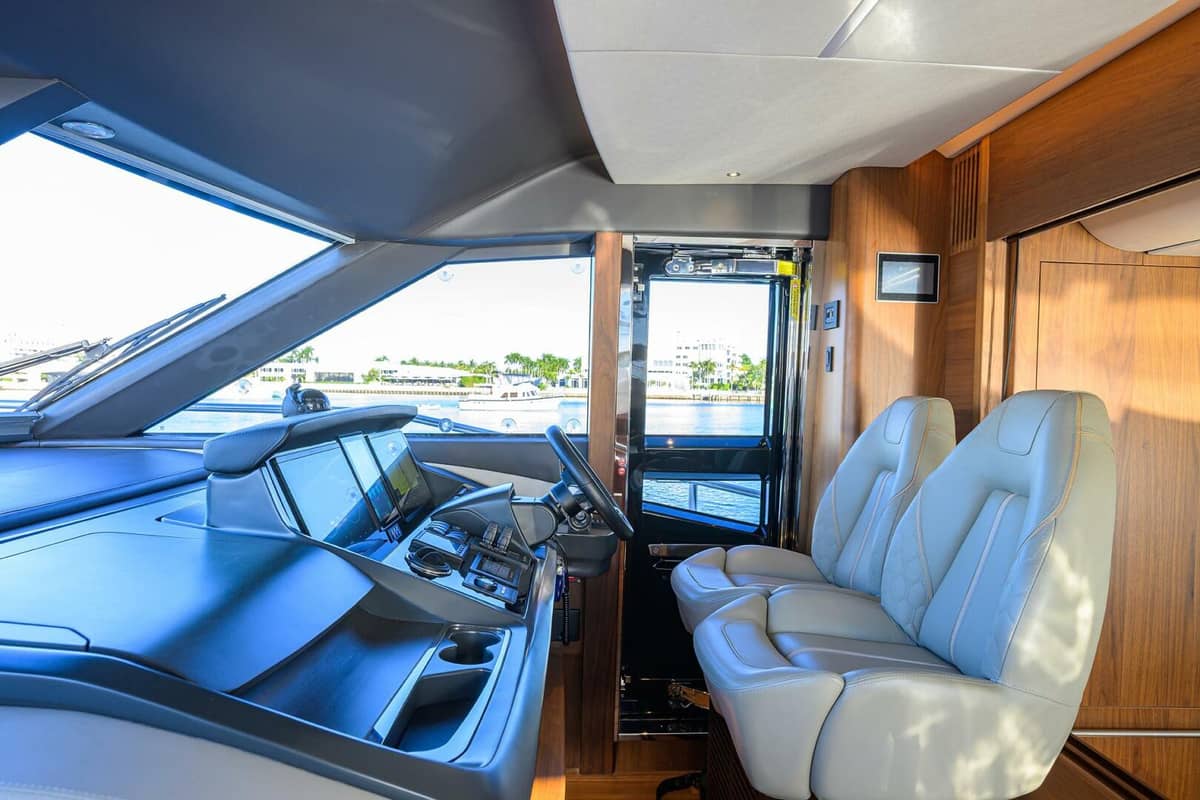 2021 Princess Y78 "Janie II" photo 18